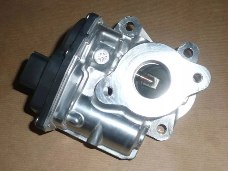 5949bac60bb62ff6cdd5e93e2bc595a4.jpg